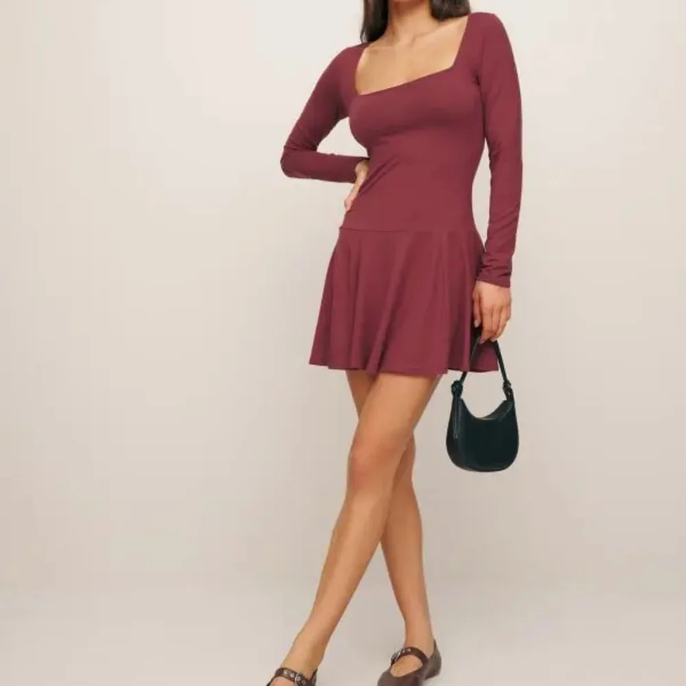 NWT Reformation Coen Long Sleeve Drop Waist Minidress In Chianti Size M - Picture 1 of 5